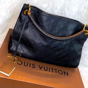 LOUIS VUITTON Artsy MM Monogram Empreinte …